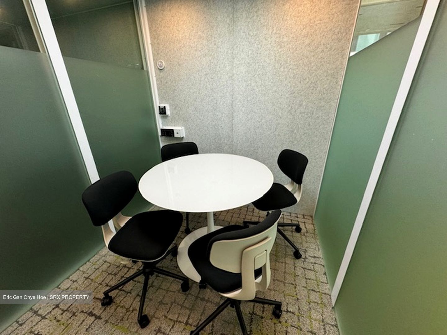 Hub Synergy Point (D2), Office #574165211